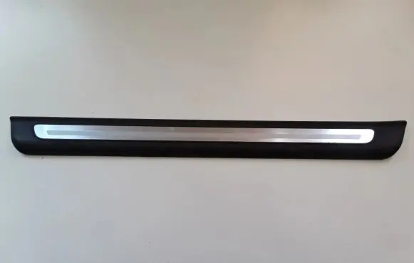 Audi TT TTS RS Mk3 8S Front sill trim cover 8S0853491