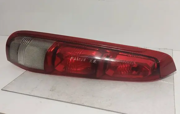 Rear/tail lights