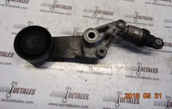 Toyota Corolla Verso E121 Belt tensioner pulley 