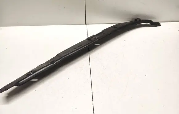 Audi Q8 Fender end trim 4M8821112