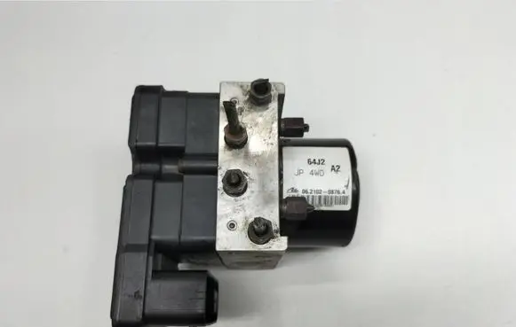 Suzuki Grand Vitara II ABS Pump 06210208764 64J2