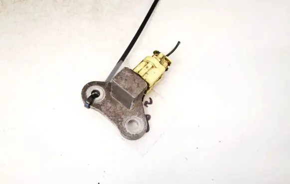 Nissan Qashqai Airbag deployment crash/impact sensor