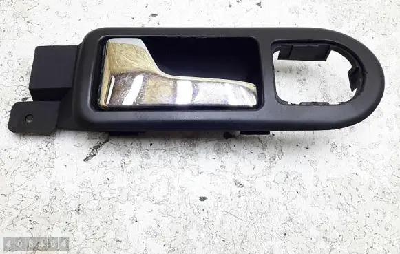 Volkswagen PASSAT B5 Loading door interior handle 3b1837113
