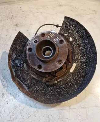 BMW 7 F01 F02 F03 F04 Rear wheel hub 6797448