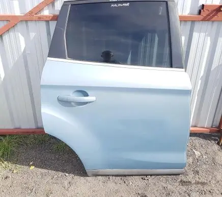 Ford Kuga I Rear door