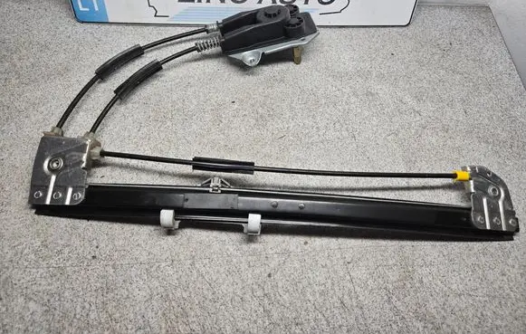 BMW 5 E39 Rear door manual window regulator 8159833