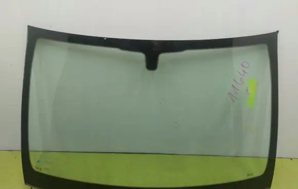 Opel Astra H Front windscreen/windshield window