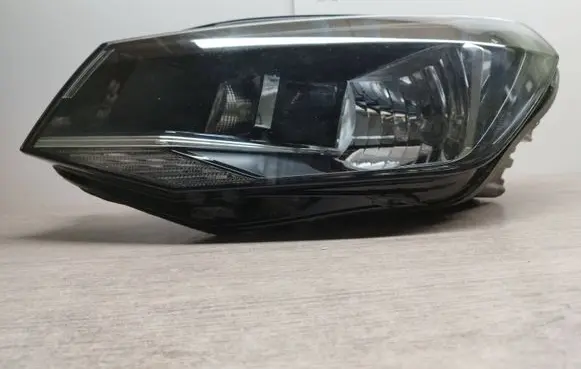 Volkswagen Caddy Headlight/headlamp 2K1941015B 1ED01228601
