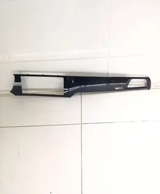 Radio/GPS head unit trim