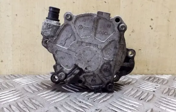 Volkswagen Sharan Vacuum pump 03L145100F