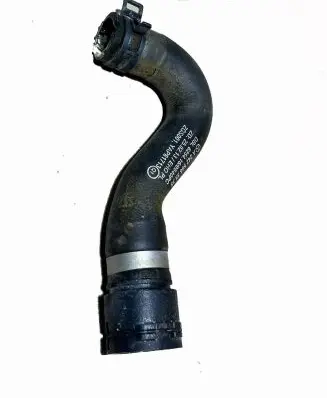Coolant pipe/hose