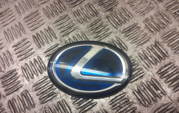 Lexus RX 330 - 350 - 400H Manufacturer badge logo/emblem 75431-48010