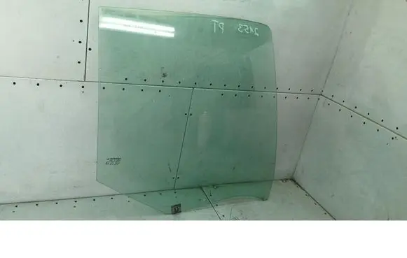 Renault Clio II Rear door window glass 