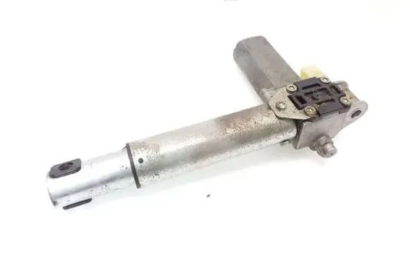 BMW 7 E65 E66 Seat adjustment motor 0390203232