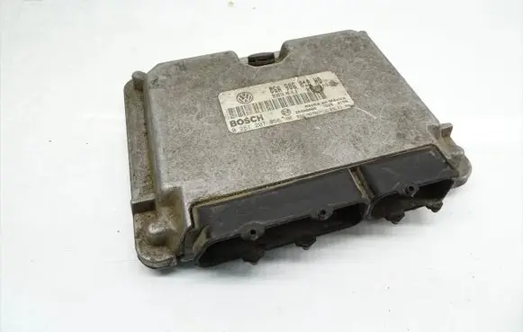 Volkswagen New Beetle Engine control unit/module 06A906018HD 0261207056