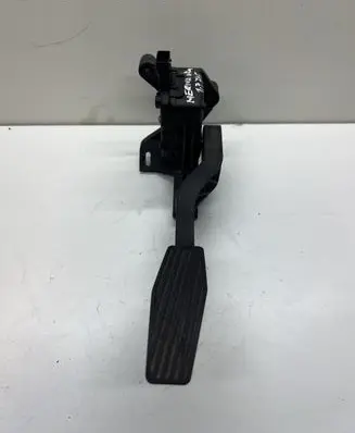 Opel Meriva A Accelerator throttle pedal 6PV00811002 93335443