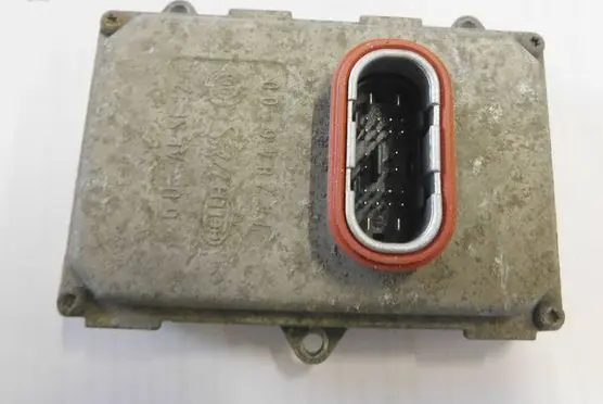 Mercedes-Benz ML W164 Headlight ballast module Xenon 5DF00870402 A0038205826