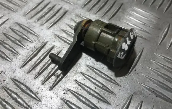 Ford Escort Front door lock (next to the handle) 