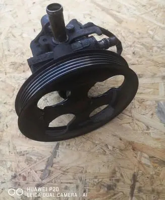 Mitsubishi Space Star Power steering pump MR916044