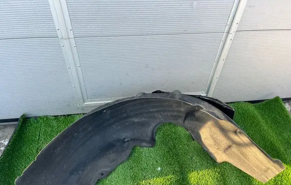 BMW 5 G60 G61 Rear arch fender liner splash guards 9881679