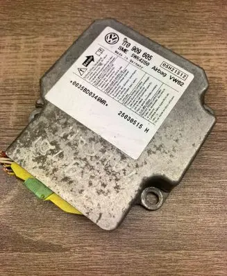 Volkswagen Touran I Airbag control unit/module 1T0909605 5WK4315Q