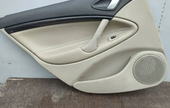 Citroen C5 Rear door card panel trim