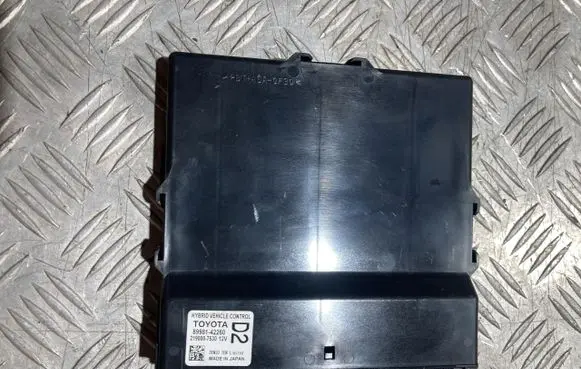 Toyota RAV 4 (XA50) Battery control module 89981-42260