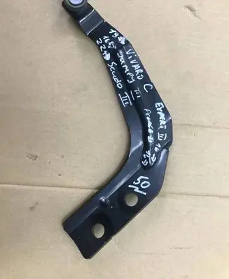 Opel Vivaro Sliding door upper roller guide/hinge 9823714480