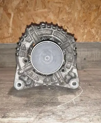 Nissan Qashqai Generator/alternator 8200728292 0124525140