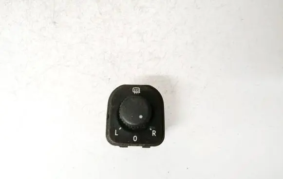 Volkswagen Jetta V Wing mirror switch 1k0959565h 303601s