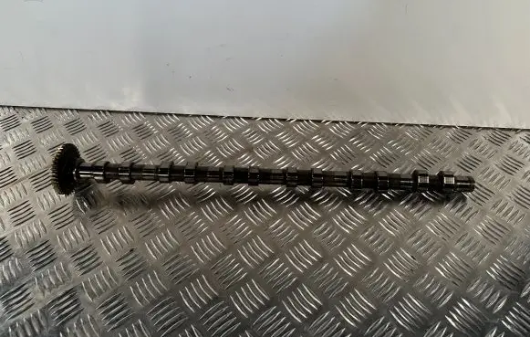 BMW 7 F01 F02 F03 F04 Camshaft 11317800046 7800046 1131780004602