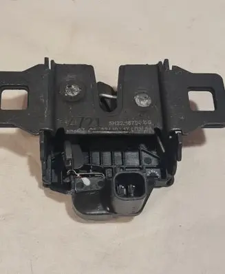 Land Rover Discovery 5 Engine bonnet/hood lock/catch