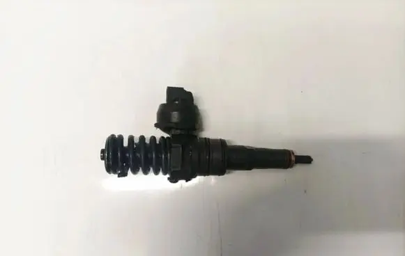 Skoda Octavia Mk2 (1Z) Fuel injector