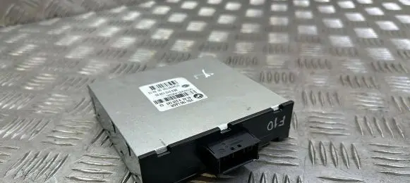 BMW 5 F10 F11 Other control units/modules 6142923314302 8ES01013400 9233143