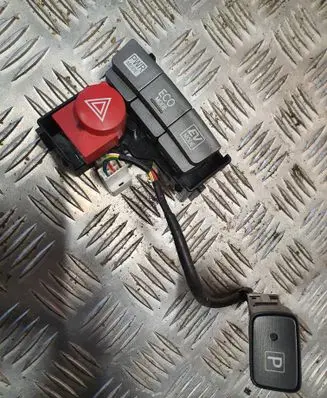 Toyota Prius (XW30) Hazard light switch 75D809 75D8091 15C315