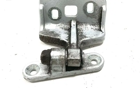 Mercedes-Benz CLS C219 Rear door lower hinge