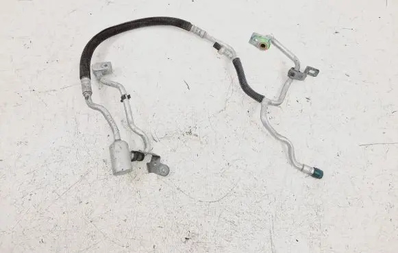 Air conditioning (A/C) pipe/hose