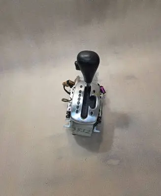 Audi A8 S8 D2 4D Gear shifter/selector 4D0713041