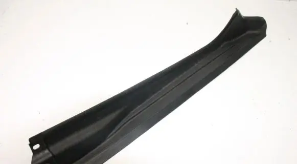 BMW i4 Centre console side trim rear 9448320