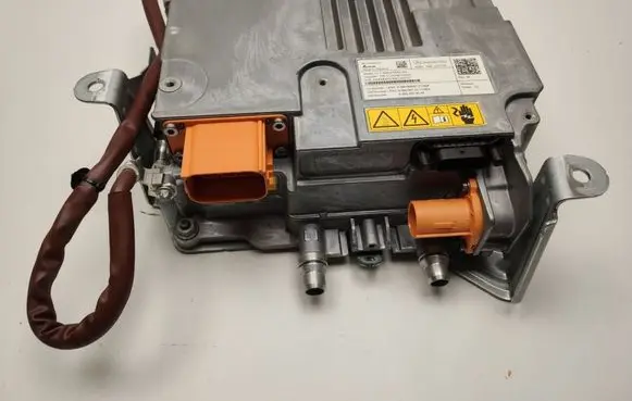 Mercedes-Benz EQC Voltage converter inverter A0009009721