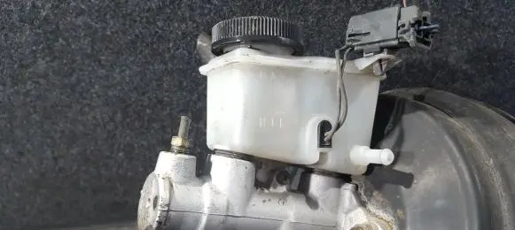 Mazda 323 F Master brake cylinder 8j30