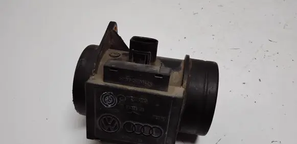 Audi A4 S4 B5 8D Mass air flow meter 074906461 71822101
