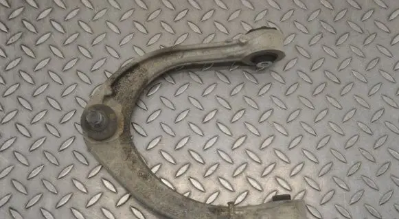 Land Rover Discovery 5 Front lower control arm/wishbone PLA3091A