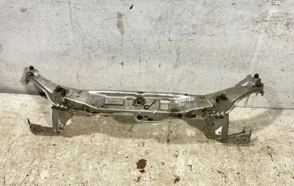 Opel Zafira B Top upper radiator support slam panel