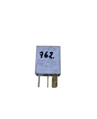 Toyota Avensis T250 Other relay 9008087019