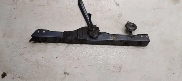 Top upper radiator support slam panel