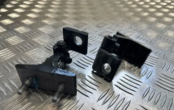 Front door hinge set