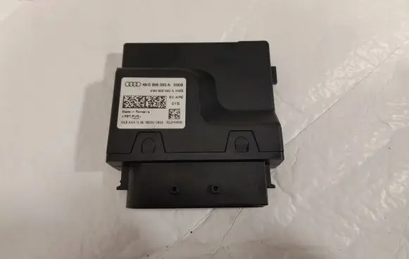 Porsche Cayenne (9Y0 9Y3) Fuel injection pump control unit/module 4M0906093N