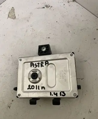 Opel Astra J Fuel injection pump control unit/module 20869260