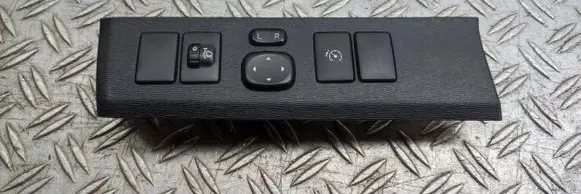 Toyota Avensis T270 Other switches/knobs/shifts 5544605060